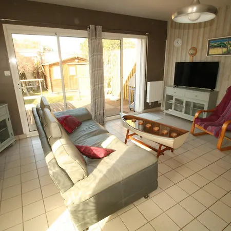 Maison Proche Foret, Et Commerces - 2 Ch, Terrasse, Jardin Clos, Parking Prive, Animaux Acceptes - Fr-1-22-231 Nyaraló *