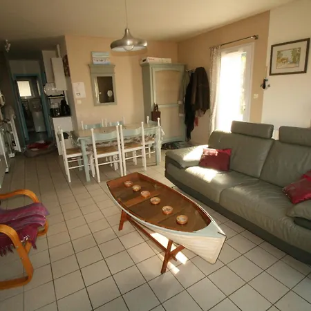 Maison Proche Foret, Et Commerces - 2 Ch, Terrasse, Jardin Clos, Parking Prive, Animaux Acceptes - Fr-1-22-231