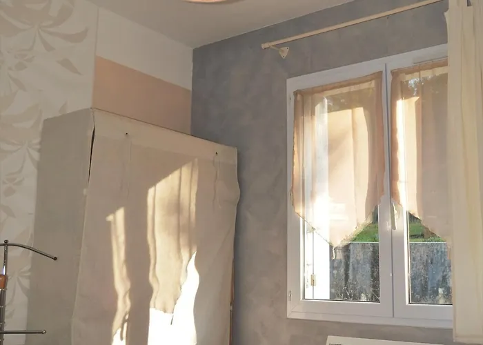 Maison Proche Forêt, Et Commerces - 2 Ch, Terrasse, Jardin Clos, Parking Privé, Animaux Acceptés - Fr-1-22-231